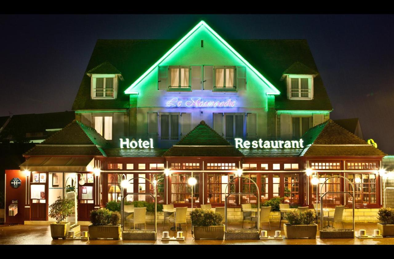 Hotel-Restaurant Le Normandie Luc-sur-Mer Kültér fotó